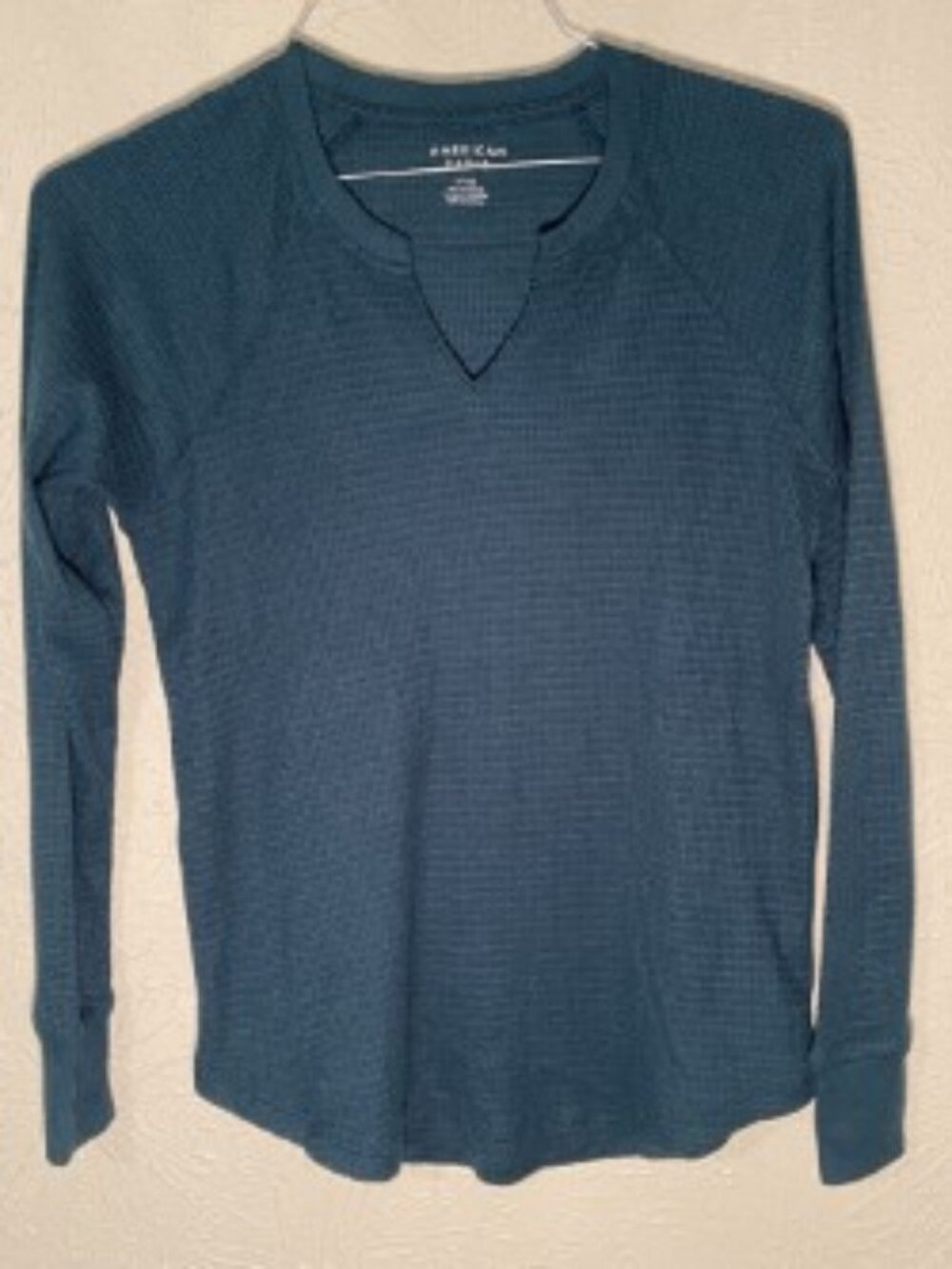American Eagle Forest Green Waffle Long sleeve V-Neck T-Shirt, Size Small